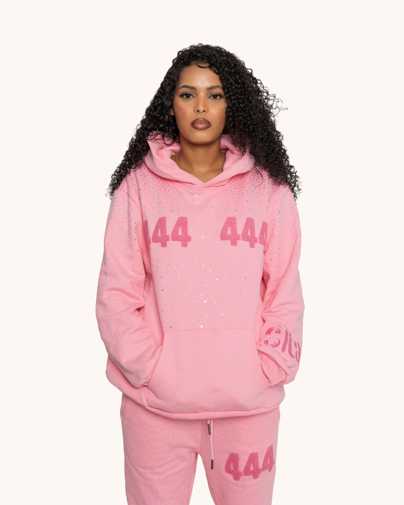 444 Rhinestones Drip Trainingspak | Roze